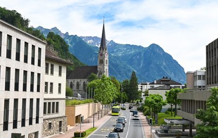 Liechtenstein Aluguer De Automóveis